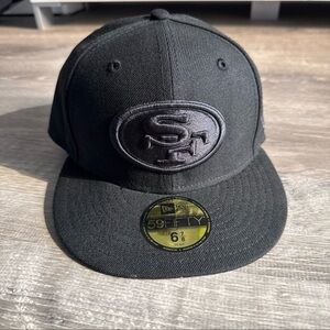 New Era 59FIFTY Fitted Hat San Francisco 49ers Black on Black 6 7/8
